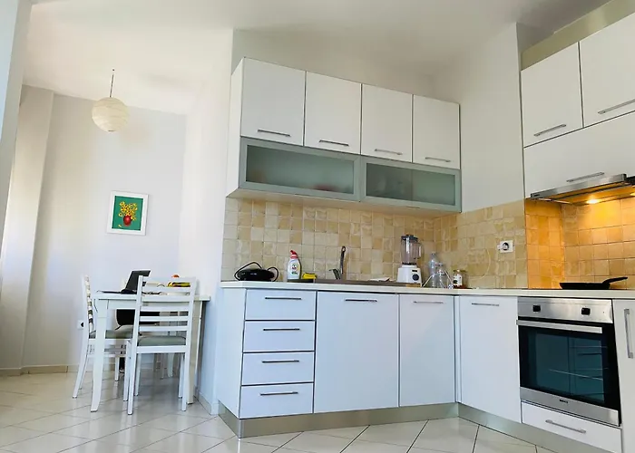 Edan Apartments