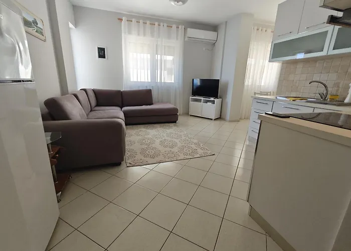 Edan Apartments