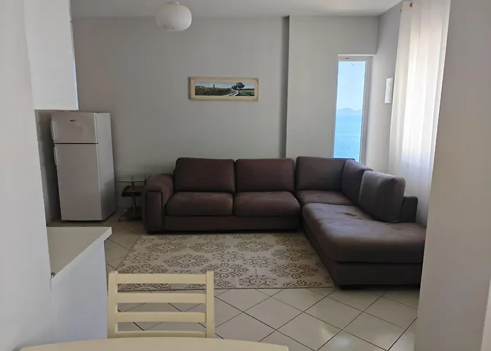 Edan Apartments